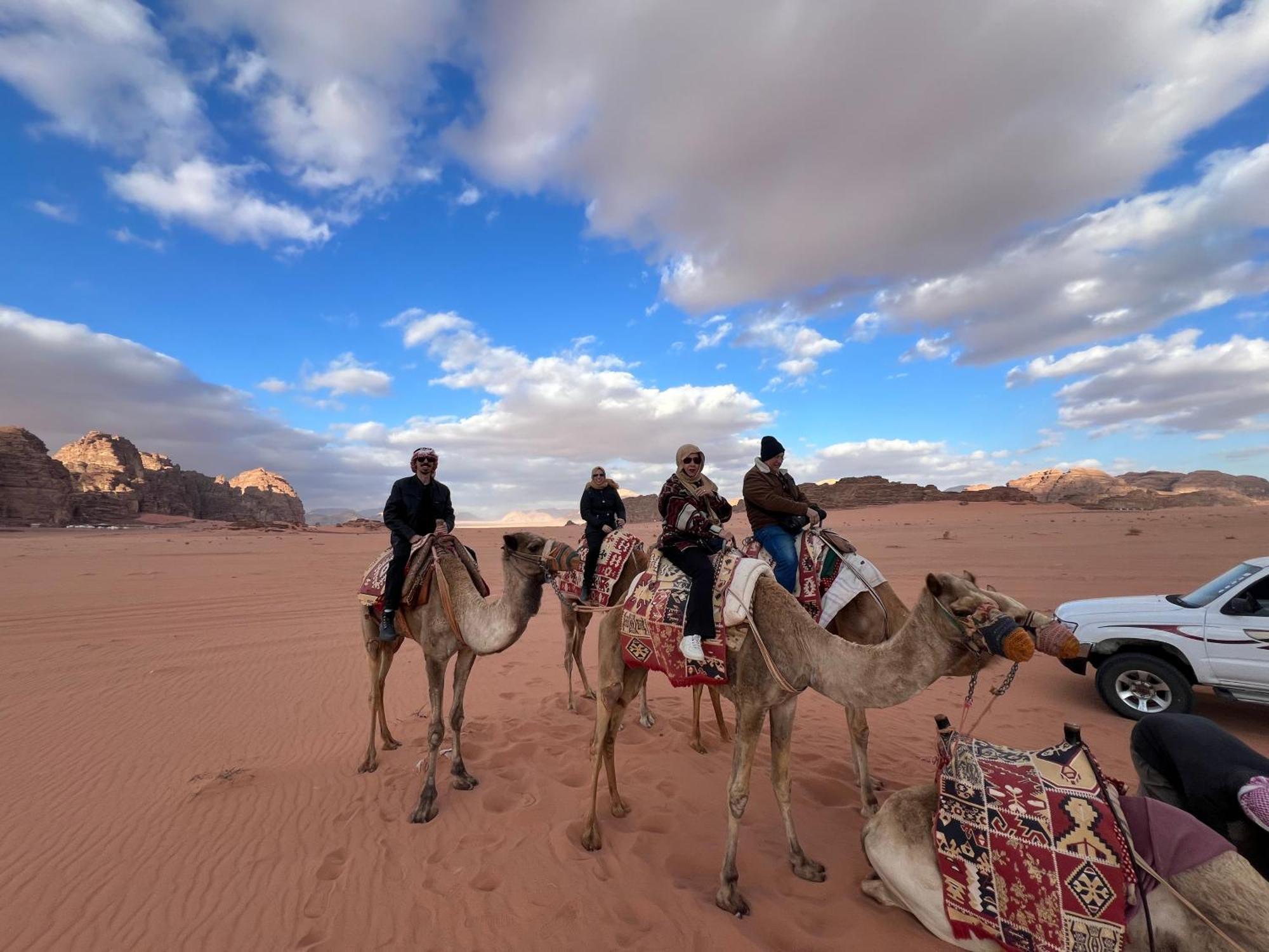 Star Of Wadi Rum Buitenkant foto